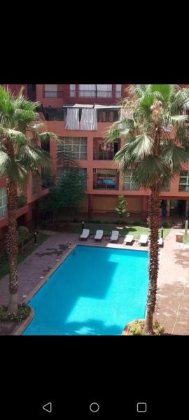 Majorelle Garden Family Apartment with swimming pool and cozy terrace